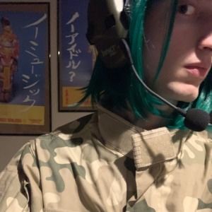 Meet your Posher, Javi